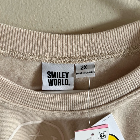 Smiley World Women's Great Day SmileyWorld Graphic Sweatshirt & Jogger Set 2X - Picture 8 of 12